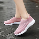 New Pink Sneakers For Women Casual Shoes Comfortable Vulcanized Shoes Breathable Ladies Slip On Flats Shoes Loafers Plus Size 42