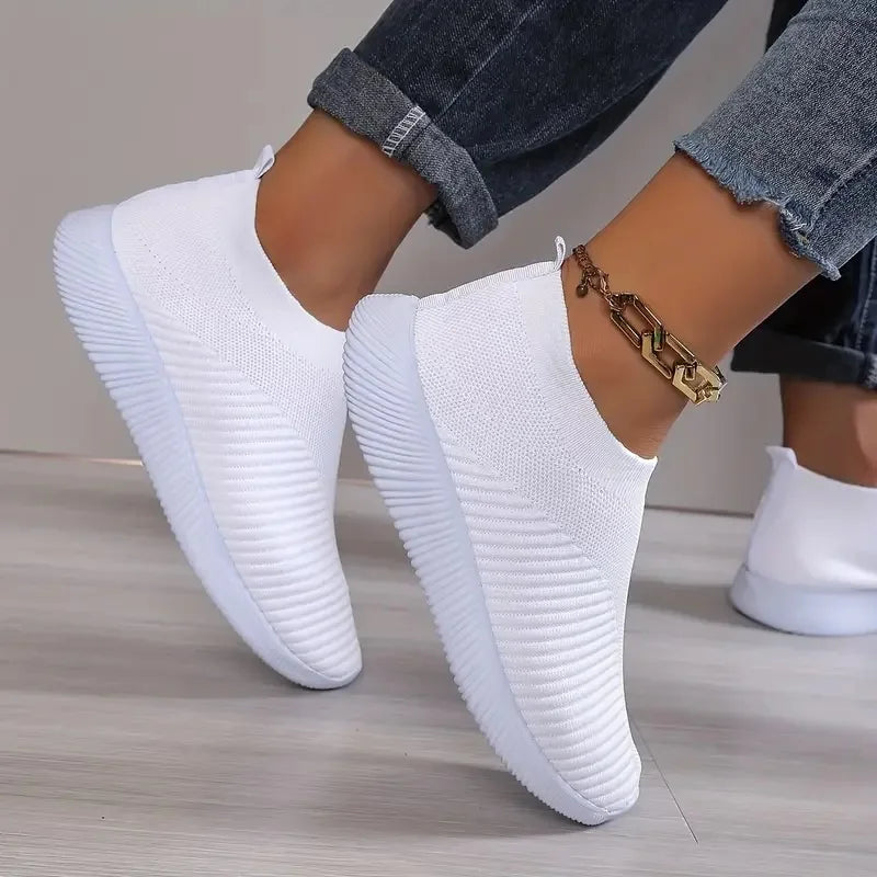 New Pink Sneakers For Women Casual Shoes Comfortable Vulcanized Shoes Breathable Ladies Slip On Flats Shoes Loafers Plus Size 42