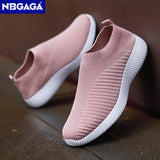 New Pink Sneakers For Women Casual Shoes Comfortable Vulcanized Shoes Breathable Ladies Slip On Flats Shoes Loafers Plus Size 42