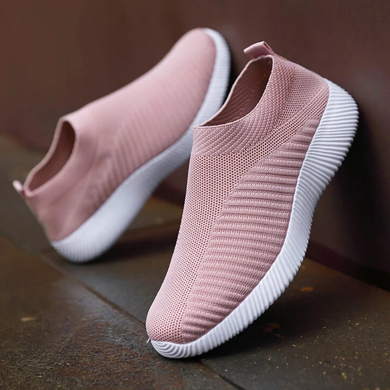 New Pink Sneakers For Women Casual Shoes Comfortable Vulcanized Shoes Breathable Ladies Slip On Flats Shoes Loafers Plus Size 42